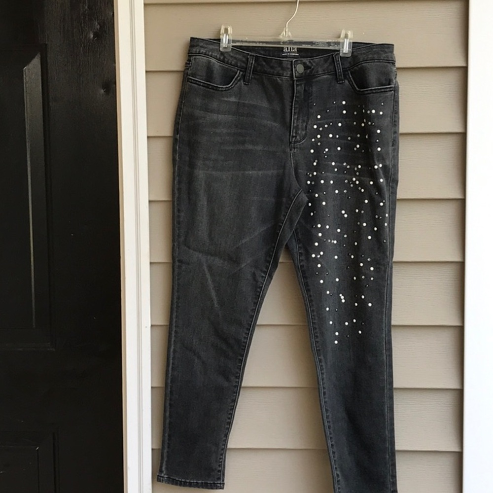 Really cute charcoal grey jeggings by a.n.a.!  Size 14P NWOT!